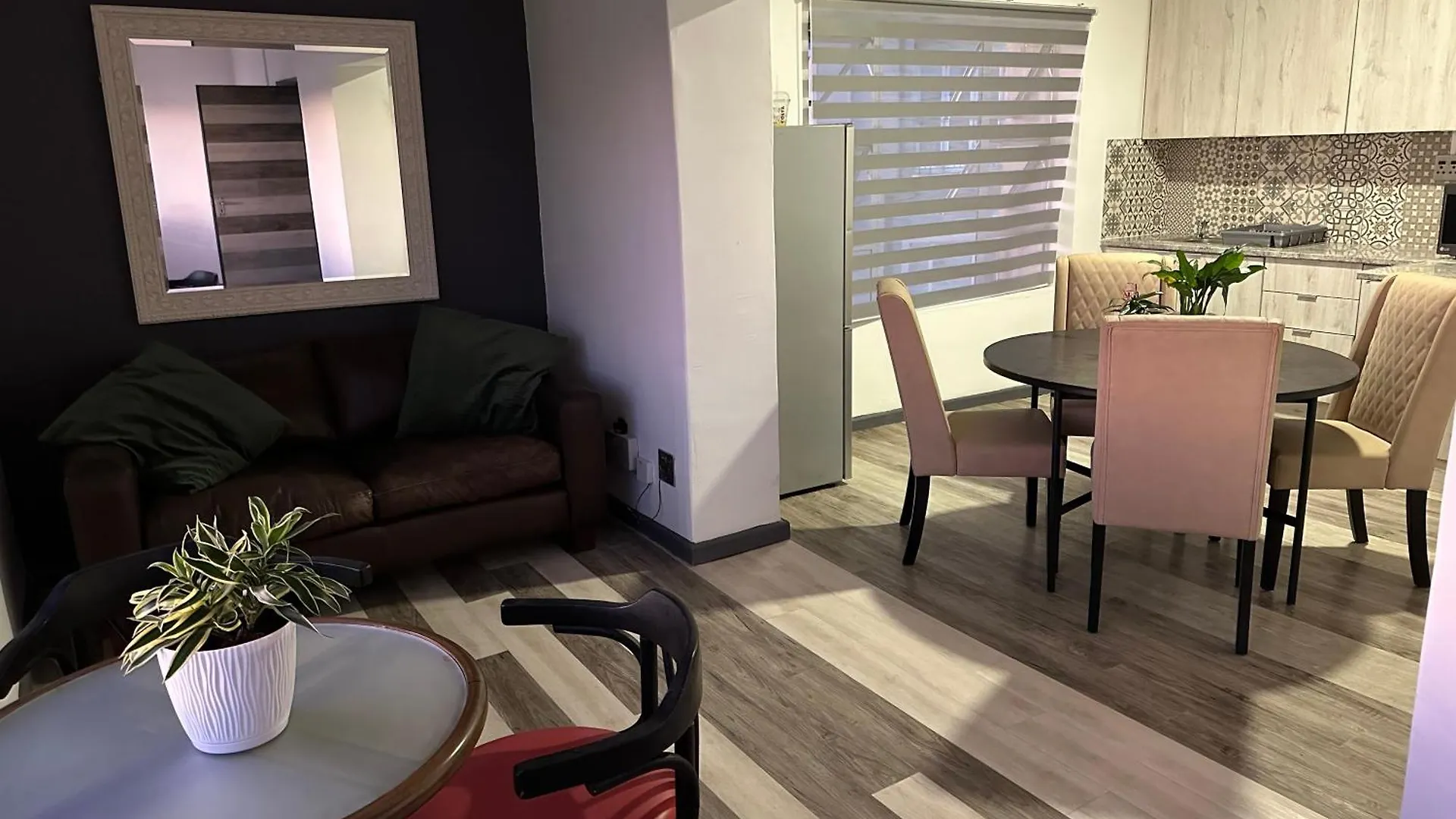 113 Beach Road- 1 Bedroom Unit Cape Town
